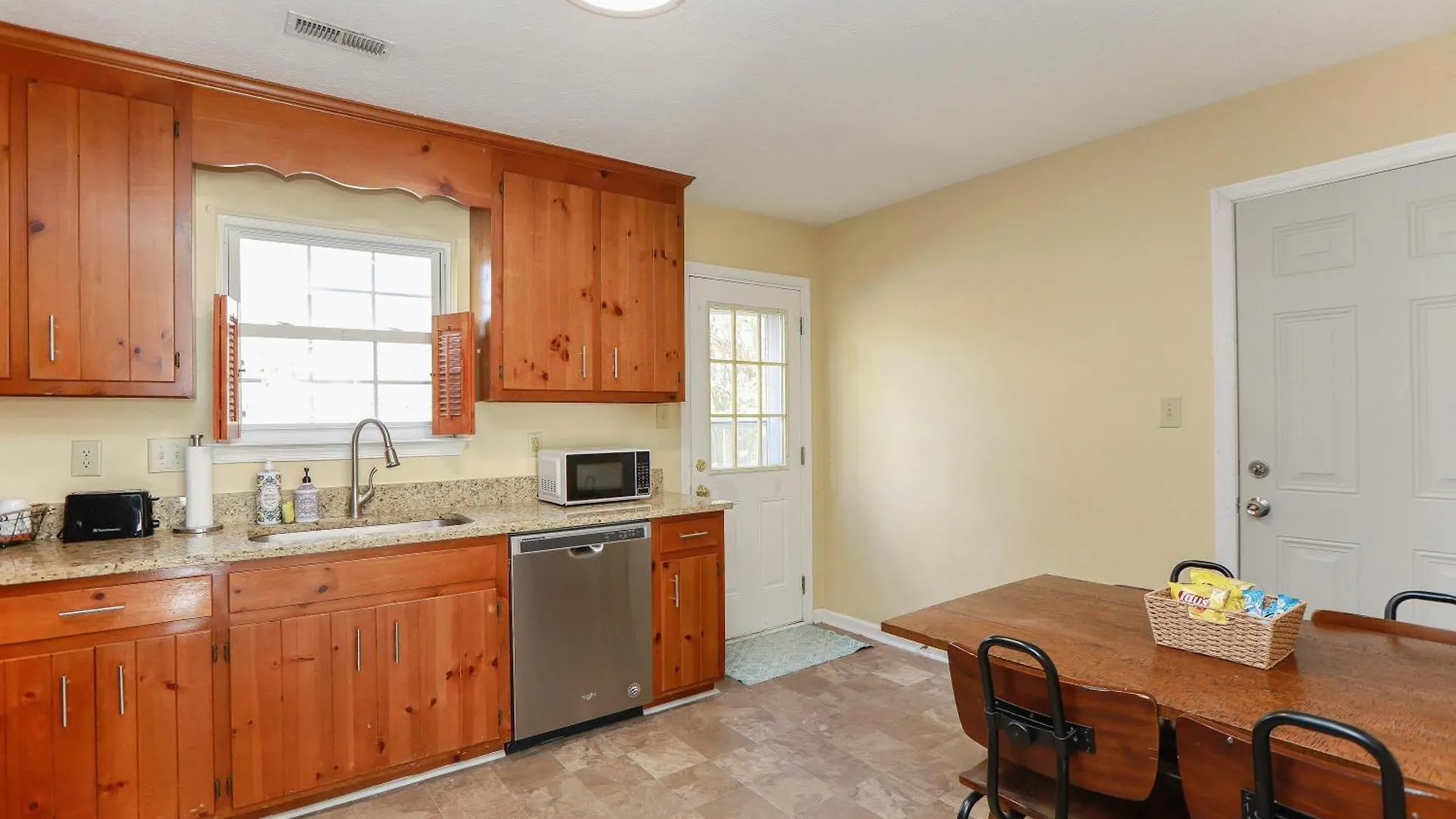 Sojourn Ranch Home Near Ft Eustis Family Home Yorktown United States